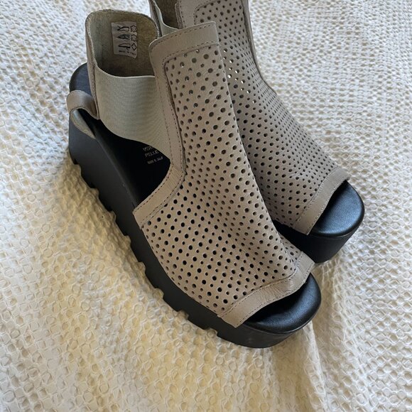 8100 MELROSE Slingback Wedge Platform Sandal Size 41 - Picture 2 of 8